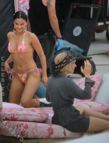 Camila Mendes nude photo 20