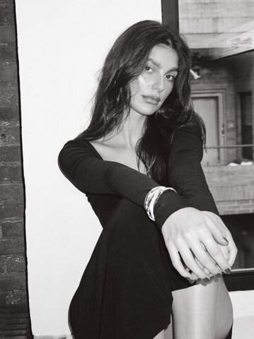 Camila Morrone nude photo 1
