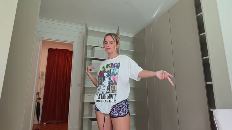 Camille LV nude photo 16