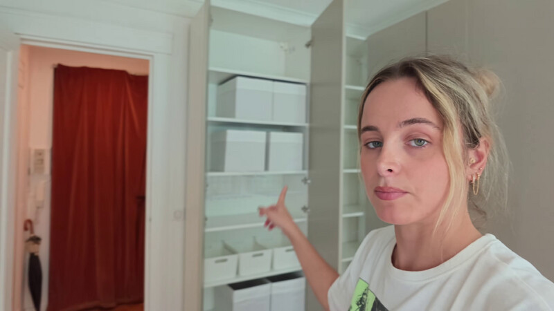 Camille LV nude photo 17