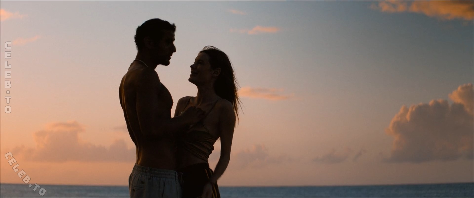 Camille Rowe nude photo 16