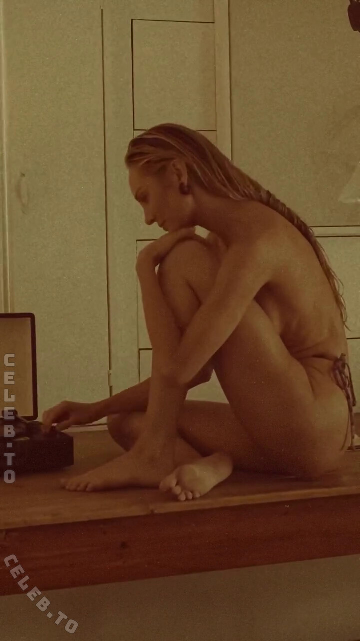 Candice Swanepoel nude photo 2