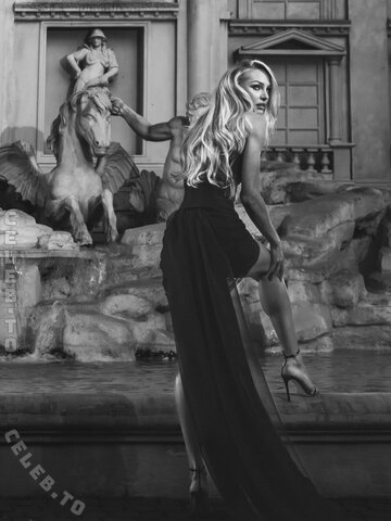 Candice Swanepoel nude photo 54