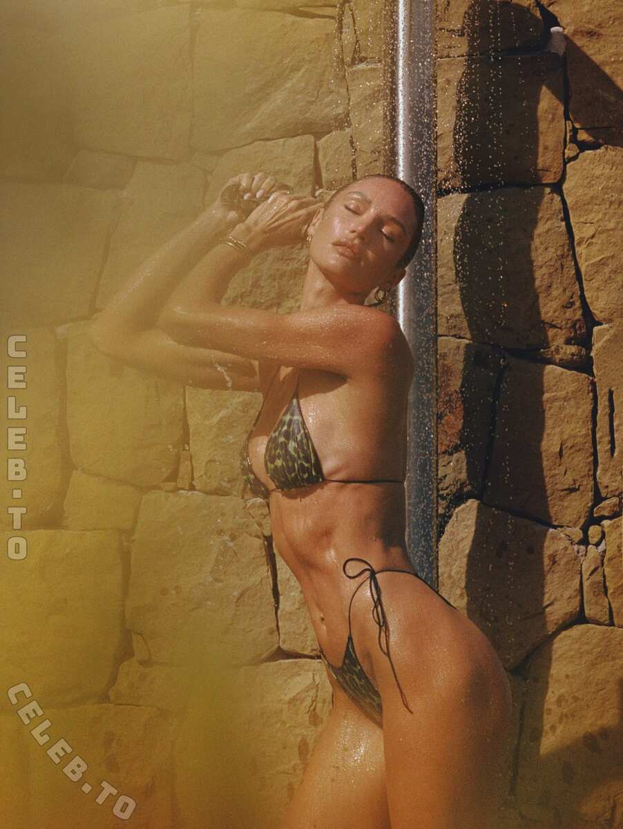 Candice Swanepoel nude photo 4