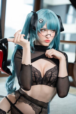 Candy ball nude photo 1