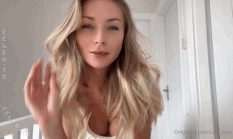 Cara Caru nude photo 2