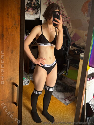 caramellbonbon nude photo 5