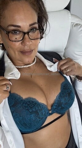 cari_cortes nude photo 39