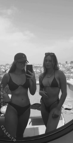 Carla Sophie Schell nude photo 13