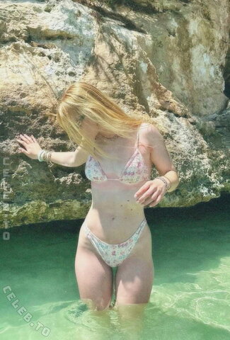 Carla Zombek nude photo 4