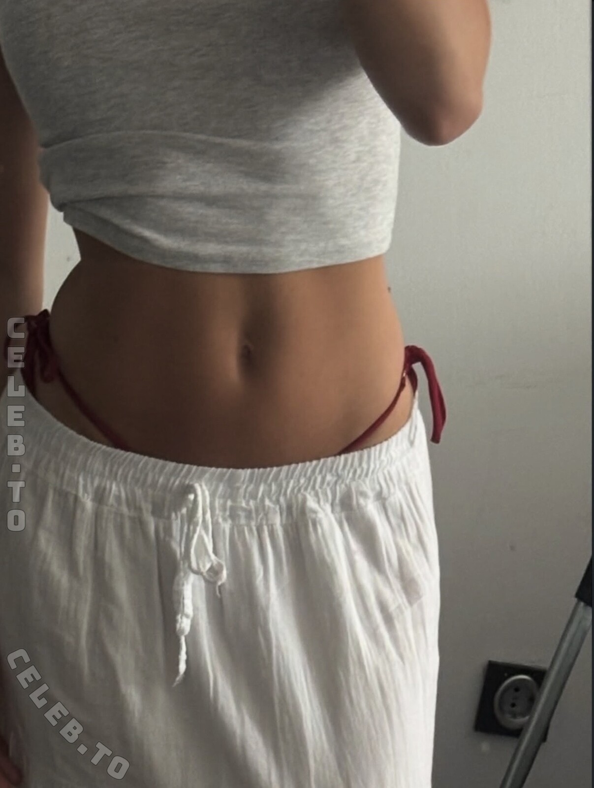 carla.nwtzn nude photo 1