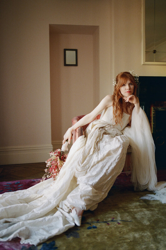 Carly Rae Jepsen nude photo 12