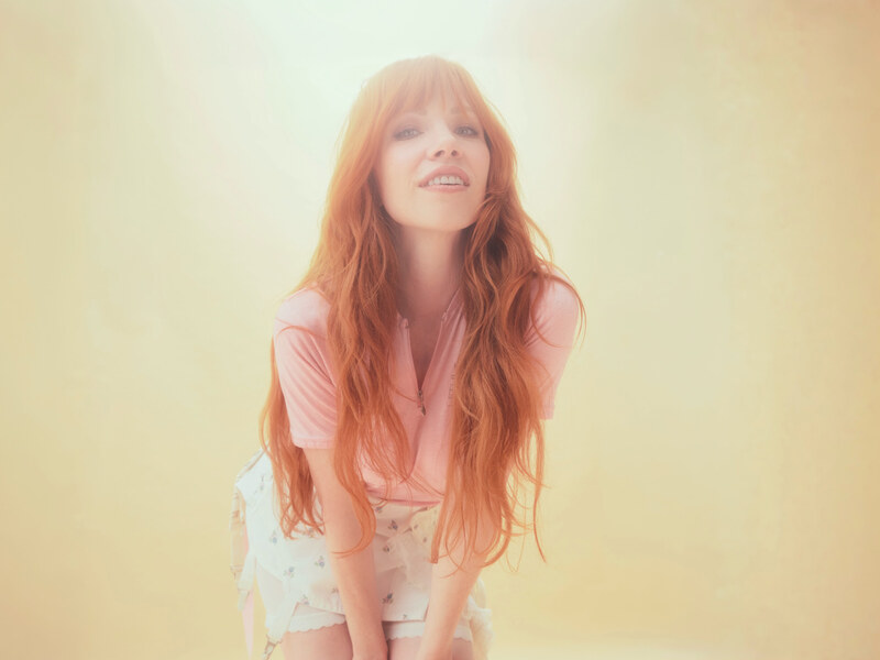 Carly Rae Jepsen nude photo 13