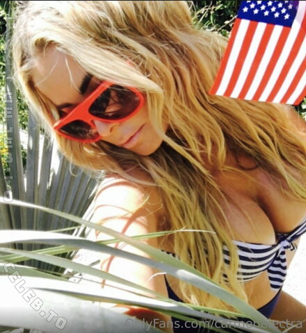 Carmen Electra – Patriotism never looked this good. 🇺🇸