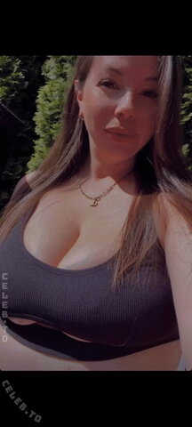 Carmen Palme – Underboobs🍒🍒
