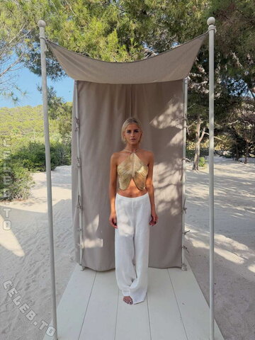 Caro Daur photo 1