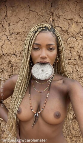 Carola Mater nude photo 32