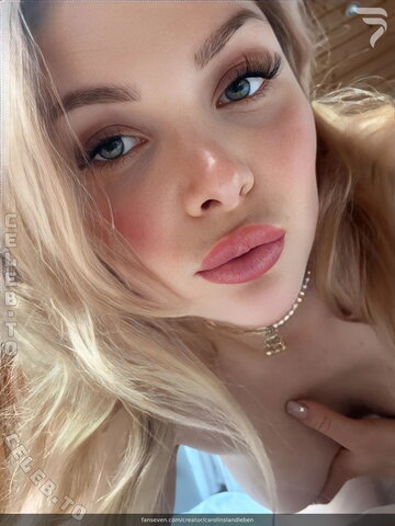 Carolin Groß nude photo 24