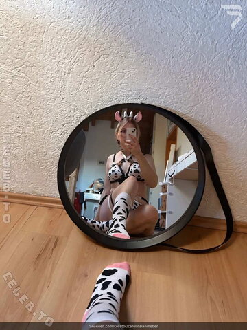 Carolin Groß nude photo 3