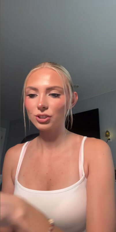 Carolina firkowski nude photo 3