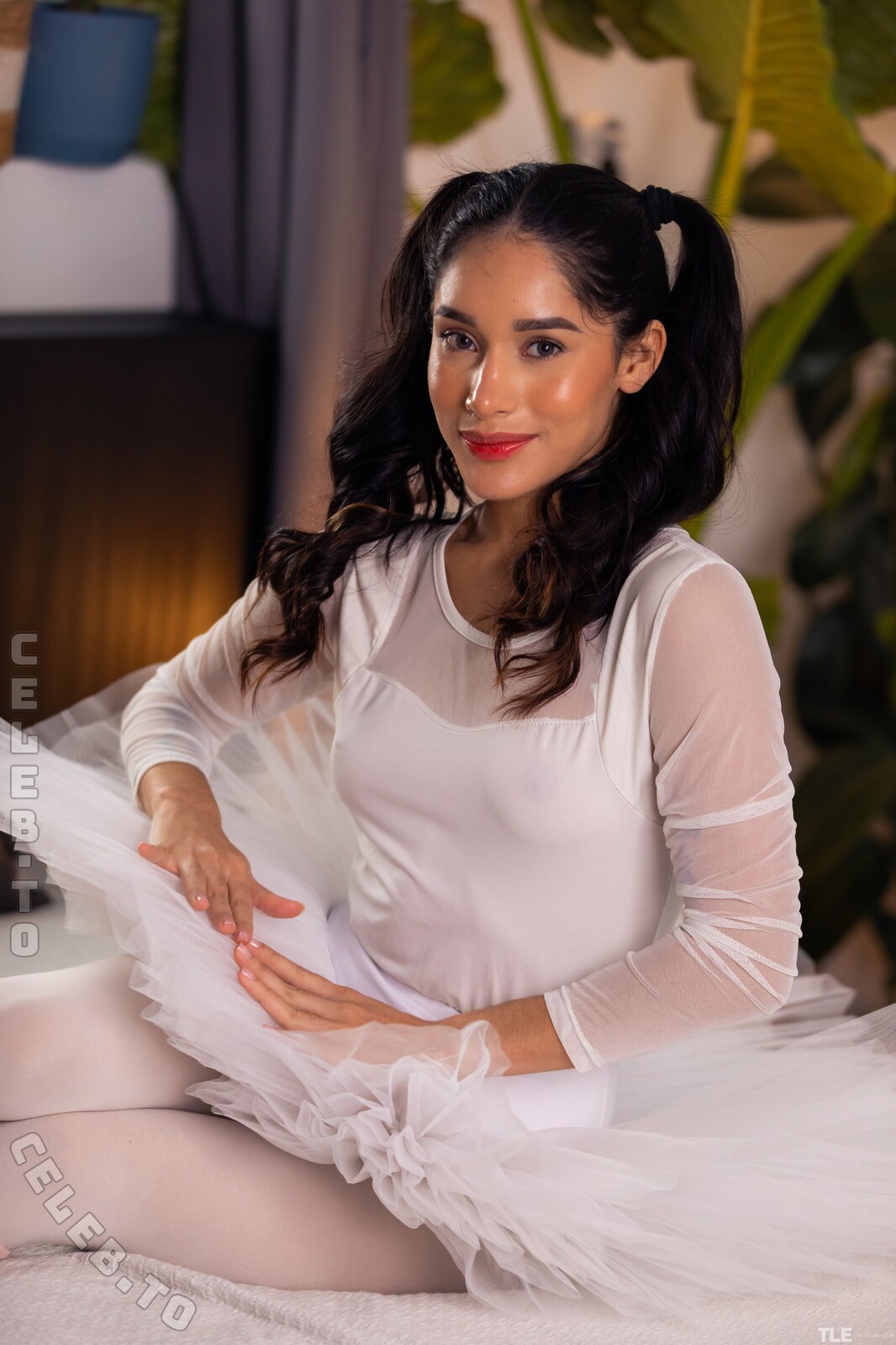 Carolina Guerrero nude photo 11