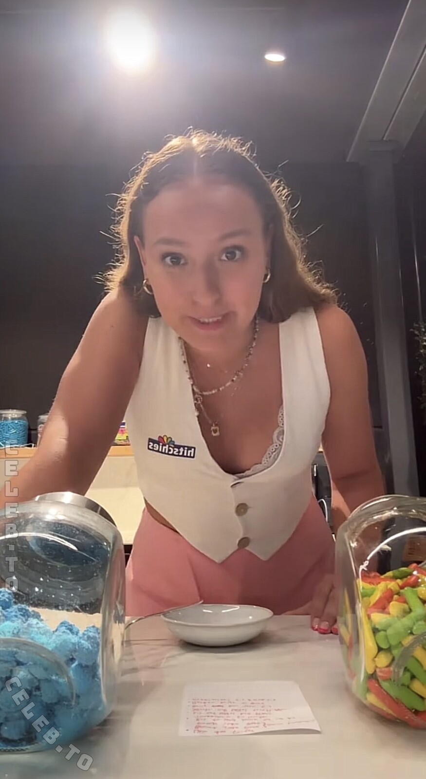 Caroline Vega Nauta nude photo 2