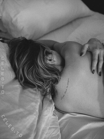 Caroline Vreeland nude photo 131