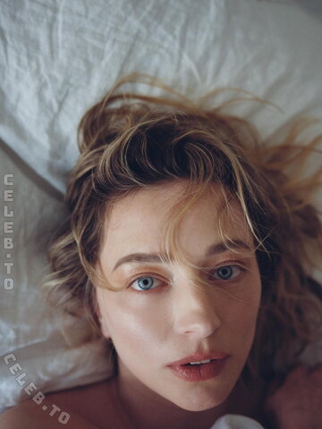 Caroline Vreeland nude photo 132