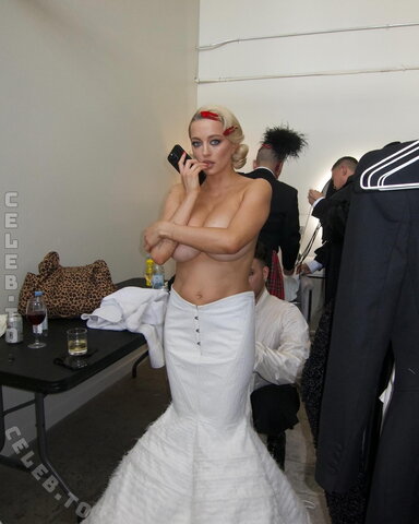 Caroline Vreeland nude photo 53