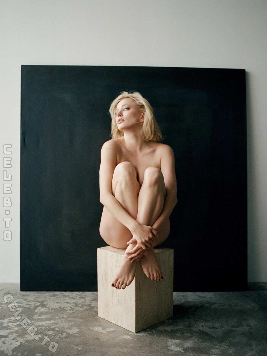 Caroline Vreeland nude photo 11