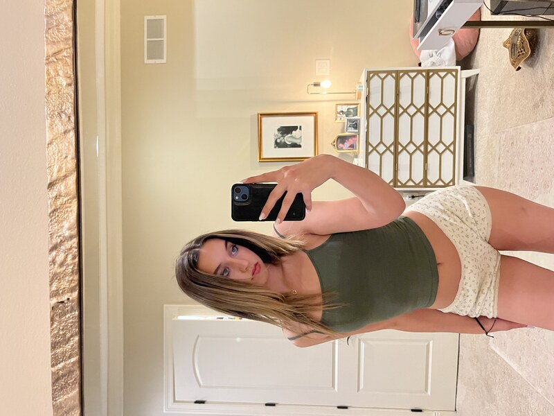 carolinefbyron nude photo 5
