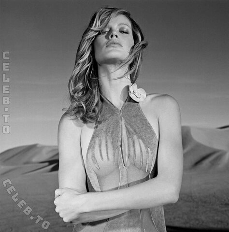 Carolyn Murphy nude photo 18