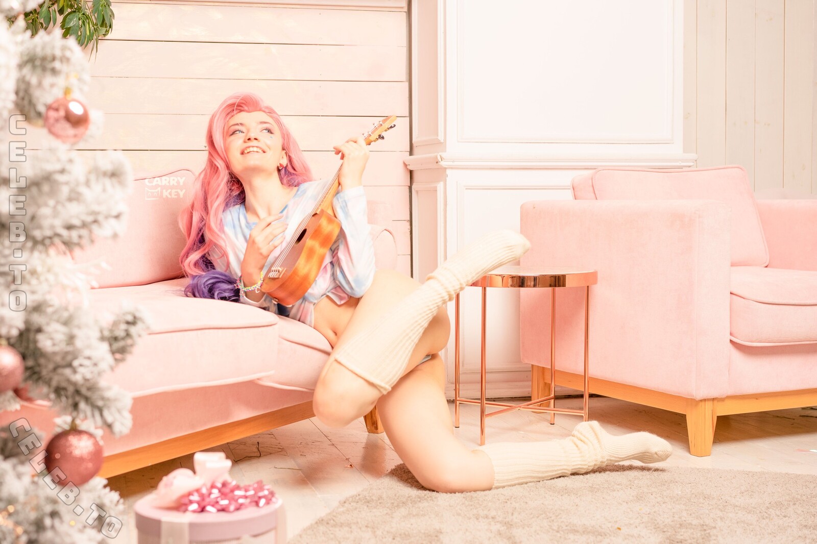 Carry Key nude photo 5