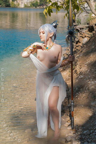 Carry Key nude photo 1100