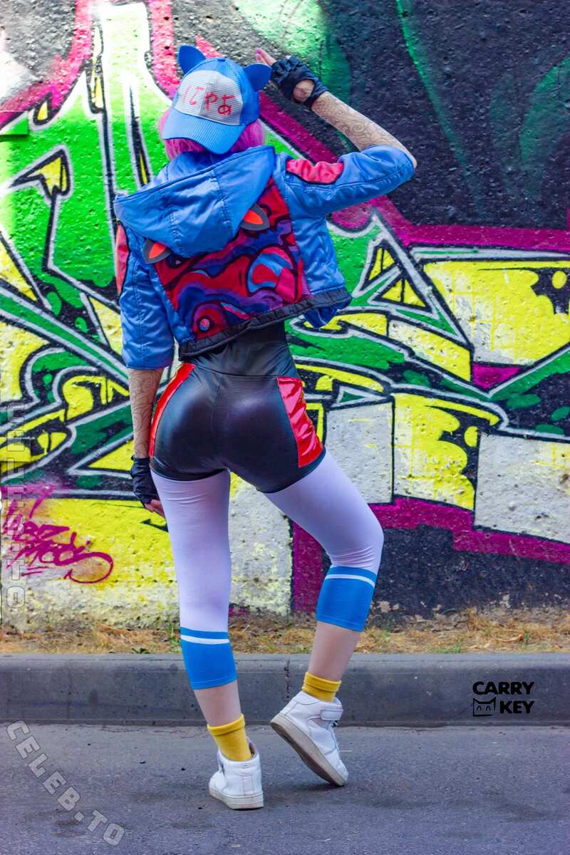 Carry Key nude photo 2