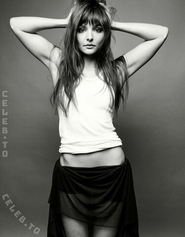 Cassady McClincy nude photo 5