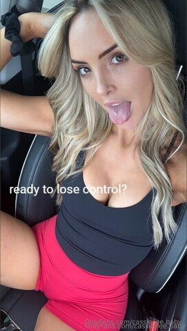 Cassie Lee Sexy (1 photo)