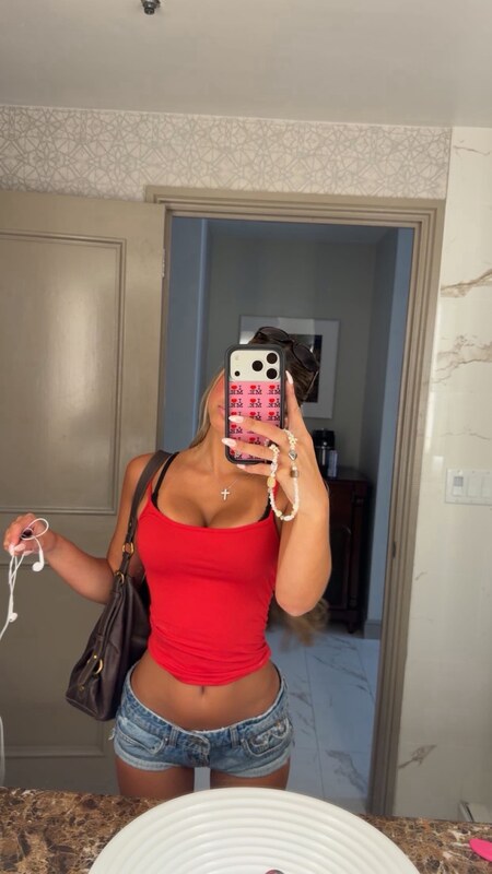 Cat Pisciotta nude photo 6