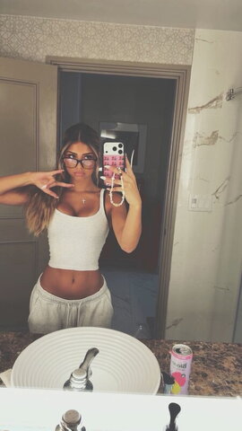 Cat Pisciotta nude photo 201