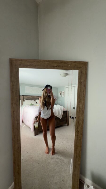 Cat Pisciotta nude photo 4
