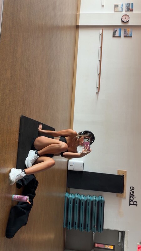 Cat Pisciotta nude photo 9
