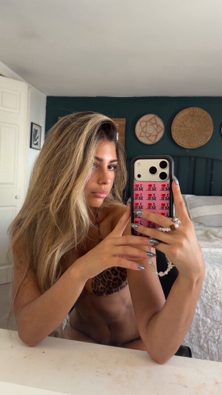 Cat Pisciotta nude photo 8
