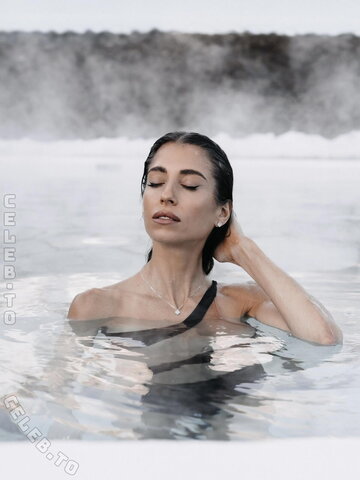 Cathy Hummels nude photo 23