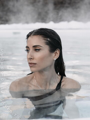 Cathy Hummels nude photo 18