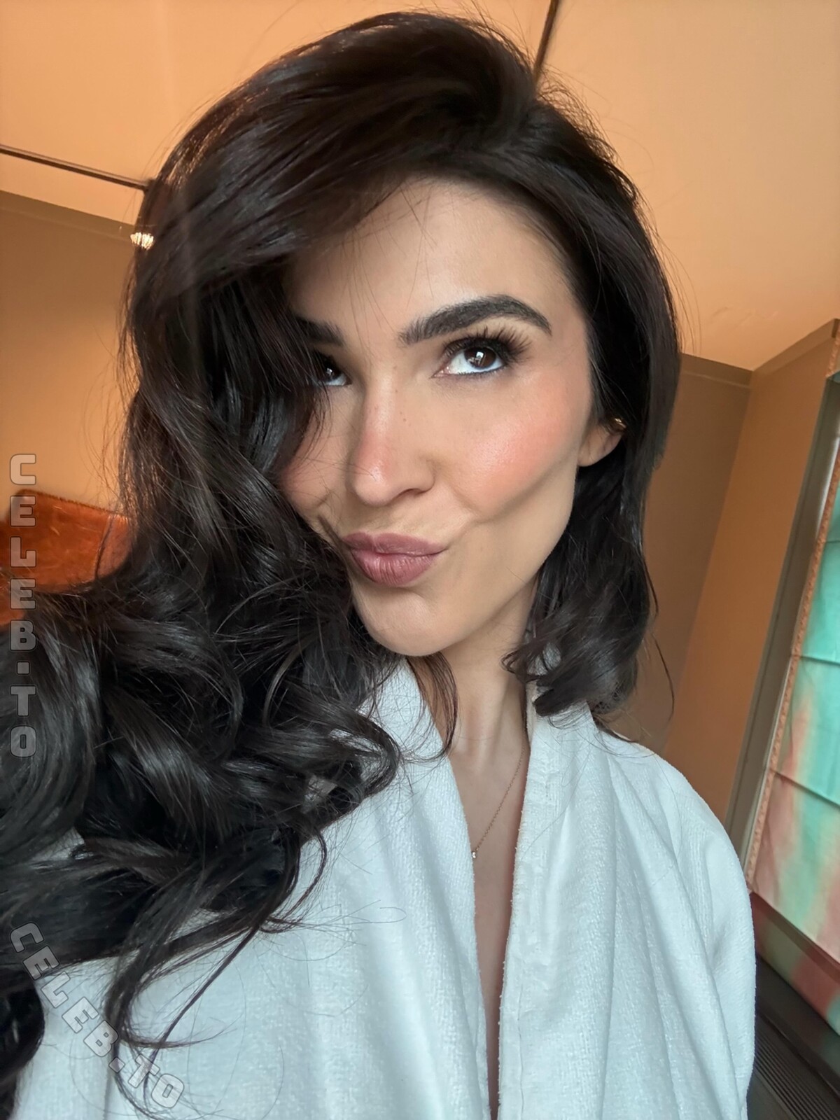 Cathy kelley nude photo 6