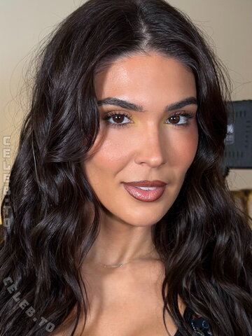 Cathy kelley nude photo 9