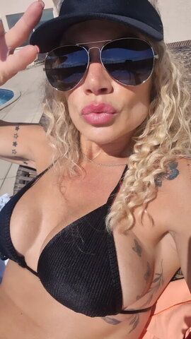Catia Paganote nude