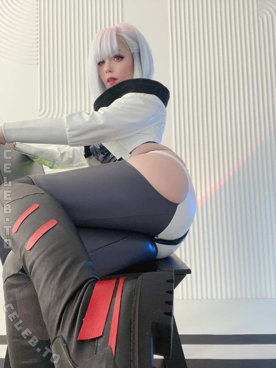 Caticornplay nude photo 8