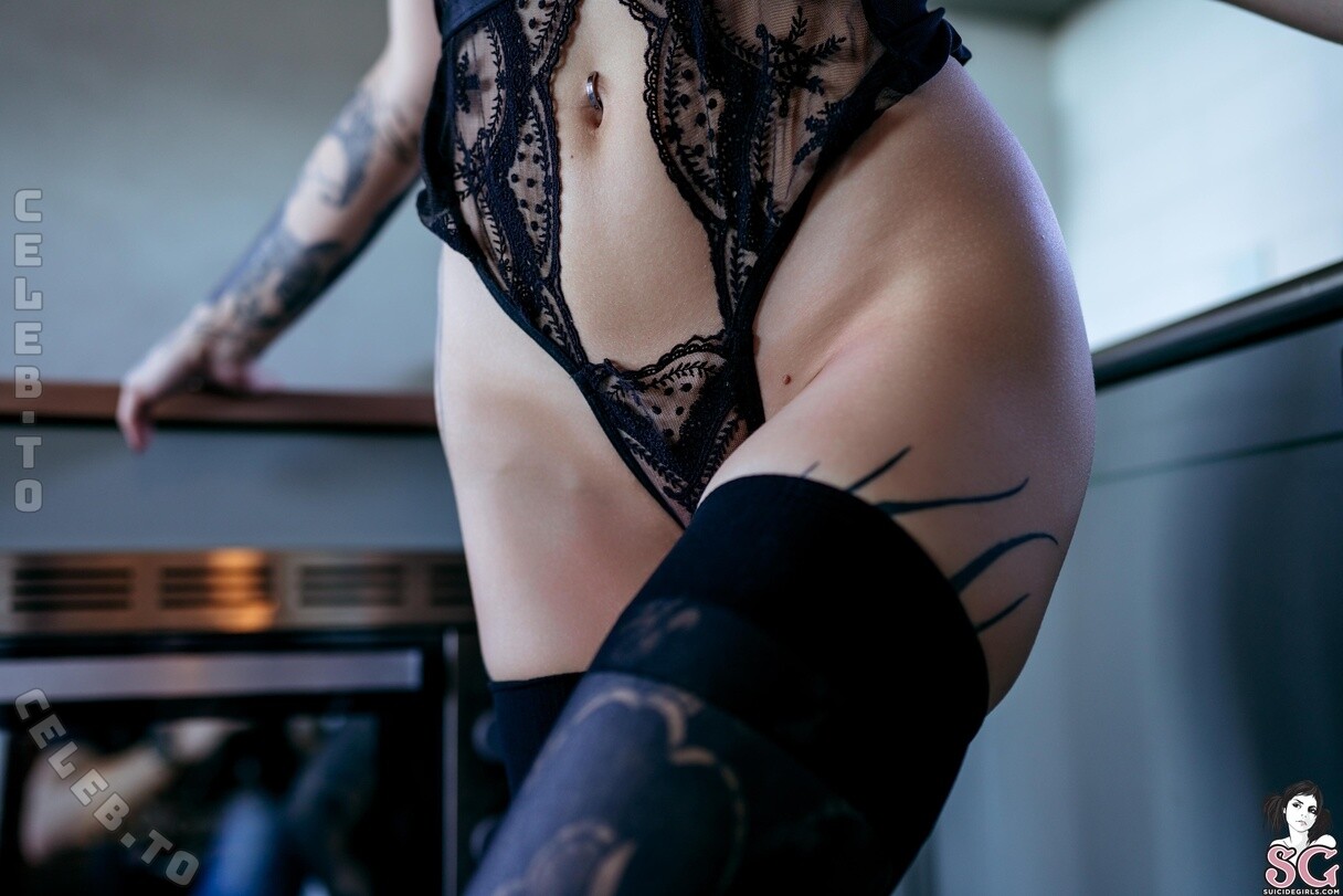 Catink nude photo 12
