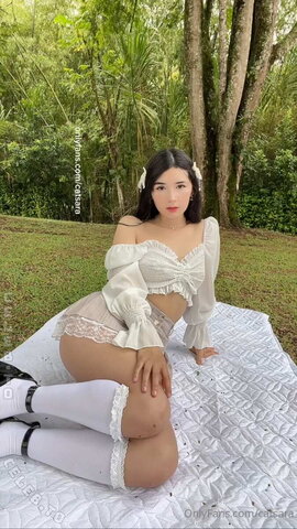 Catsara – "Outdoor Dildo Fun"